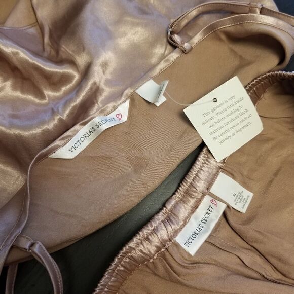 Victoria's Secret 2 pc Silk Pjs NWT LONDON Vintage - Picture 5 of 16